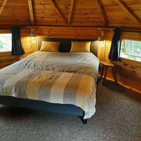 La Cabane De L'Atelier Bomal Eksteriør bilde